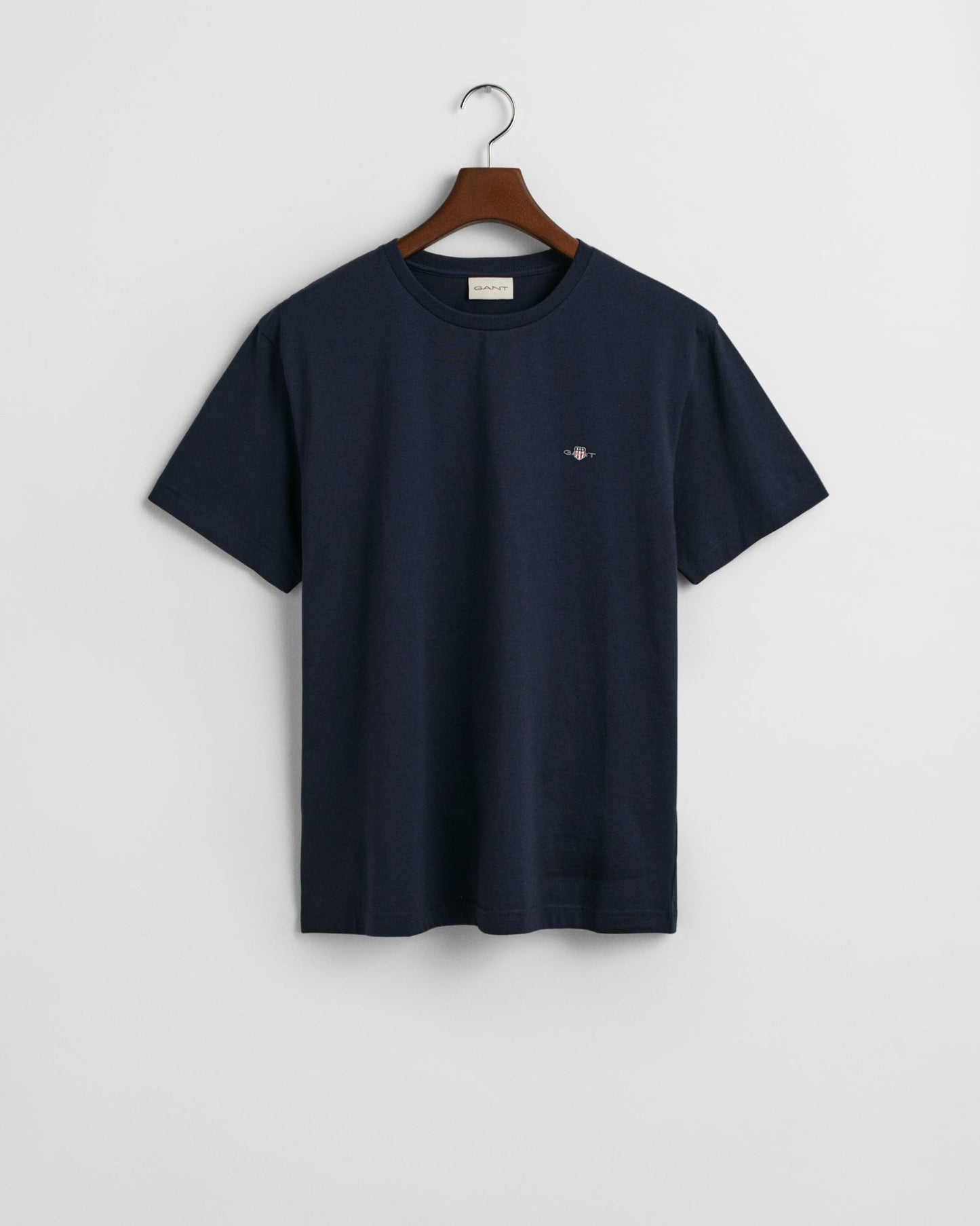 GANT Regular Shield T-Shirt - Matt O'Brien Fashions