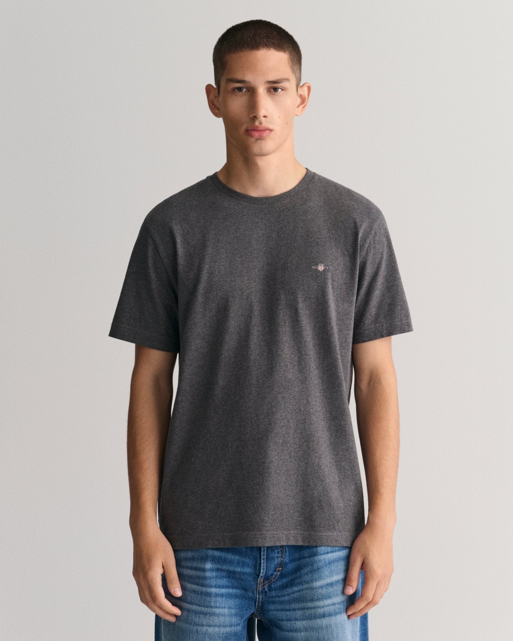 GANT Regular Shield T - Shirt - Matt O'Brien Fashions