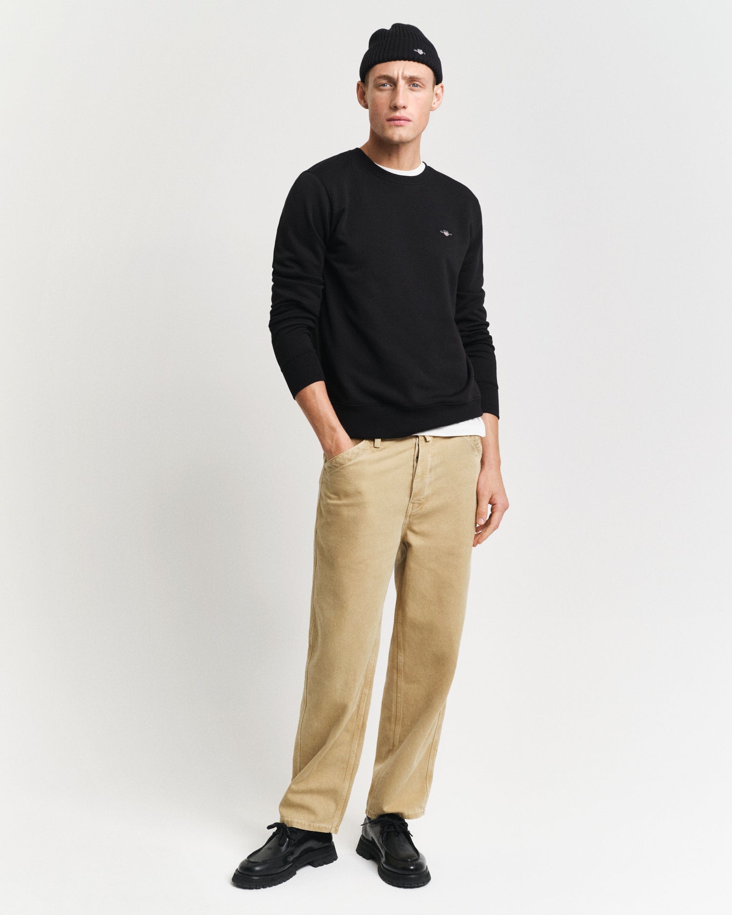 GANT Shield Crew Neck Sweatshirt - Matt O'Brien Fashions