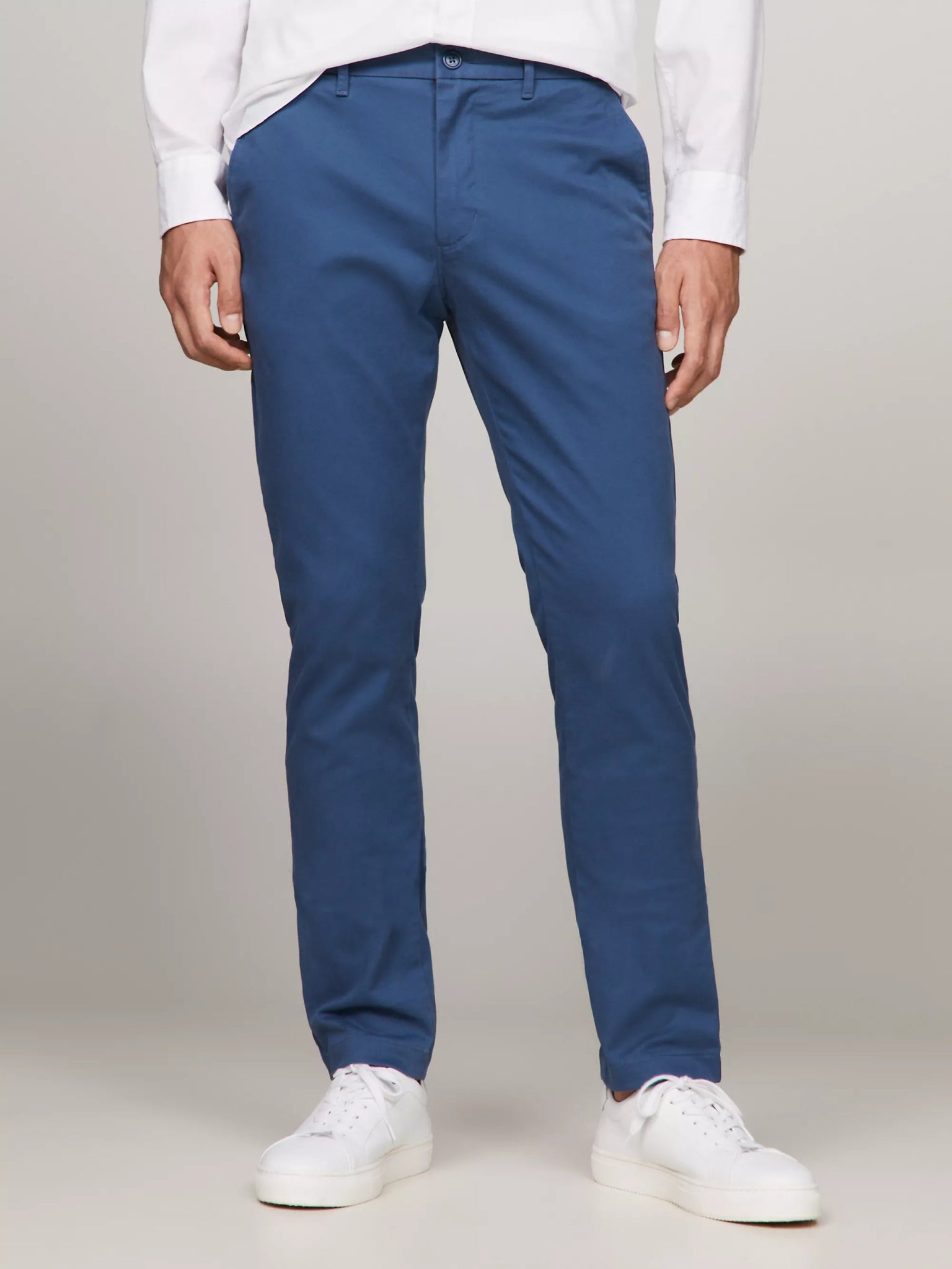 Tommy Hilfiger Bleecker Chino on model, front,  Aegean sea - Matt O'Brien Fashions