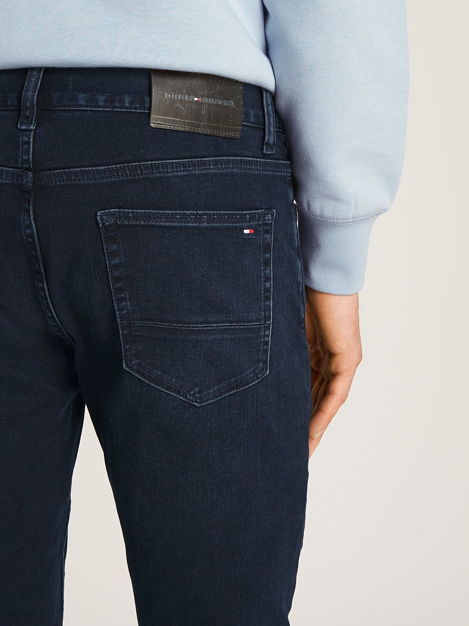 Tommy Hilfiger Core Denton Straight Jeans - Matt O'Brien Fashions